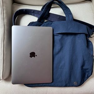 Lululemon On My Level Bag 2.0 19L